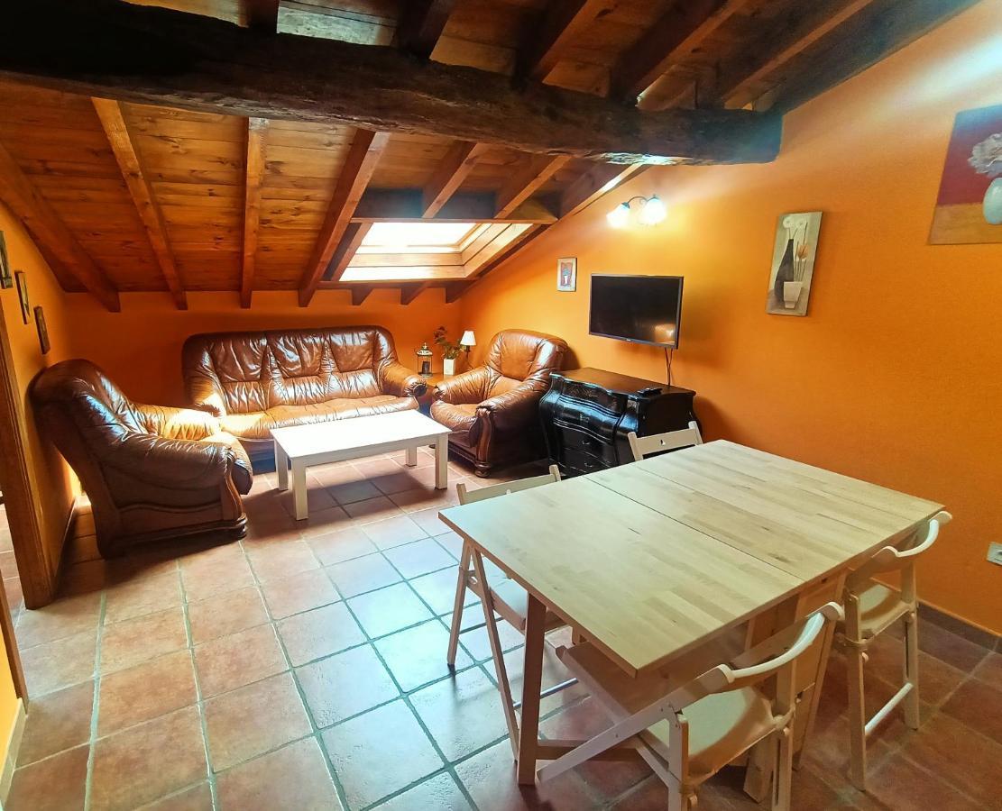 Apartamentos La Buganvilla Novales Luaran gambar